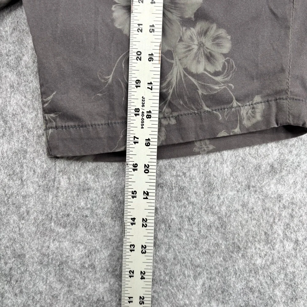 AG Adriano Goldschmied Wanderer Shorts Mens 34 Grey Floral Print Chino Casual